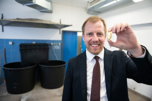 Získat zlato z elekroodpadu umíme i u nás. Česká investiční společnost rozjíždí franšízy po celé republice
