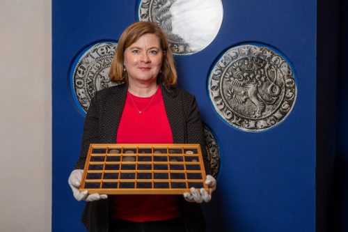 Lesk i bída stříbrné měny. Výstava v Kutné Hoře odhaluje příběh slavné mincovny