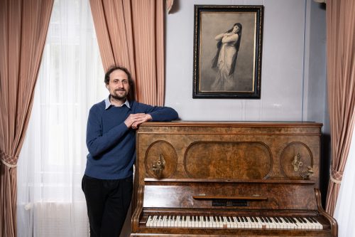 Ženy a génius. Výstava na Vysoké přibližuje osudy žen okolo Antonína Dvořáka